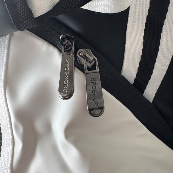 Spoengru Black and White Large Pickleball Tote with Shoe Compartment - Picture 2 of 11